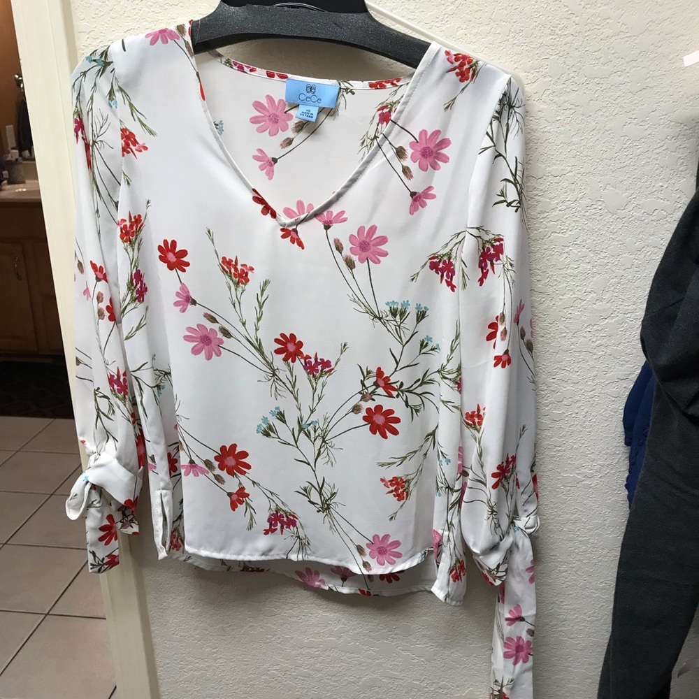 Cece top lovely colors